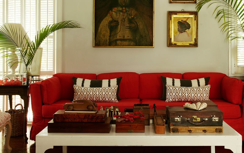 Y-AGE Coffee Shop Interior